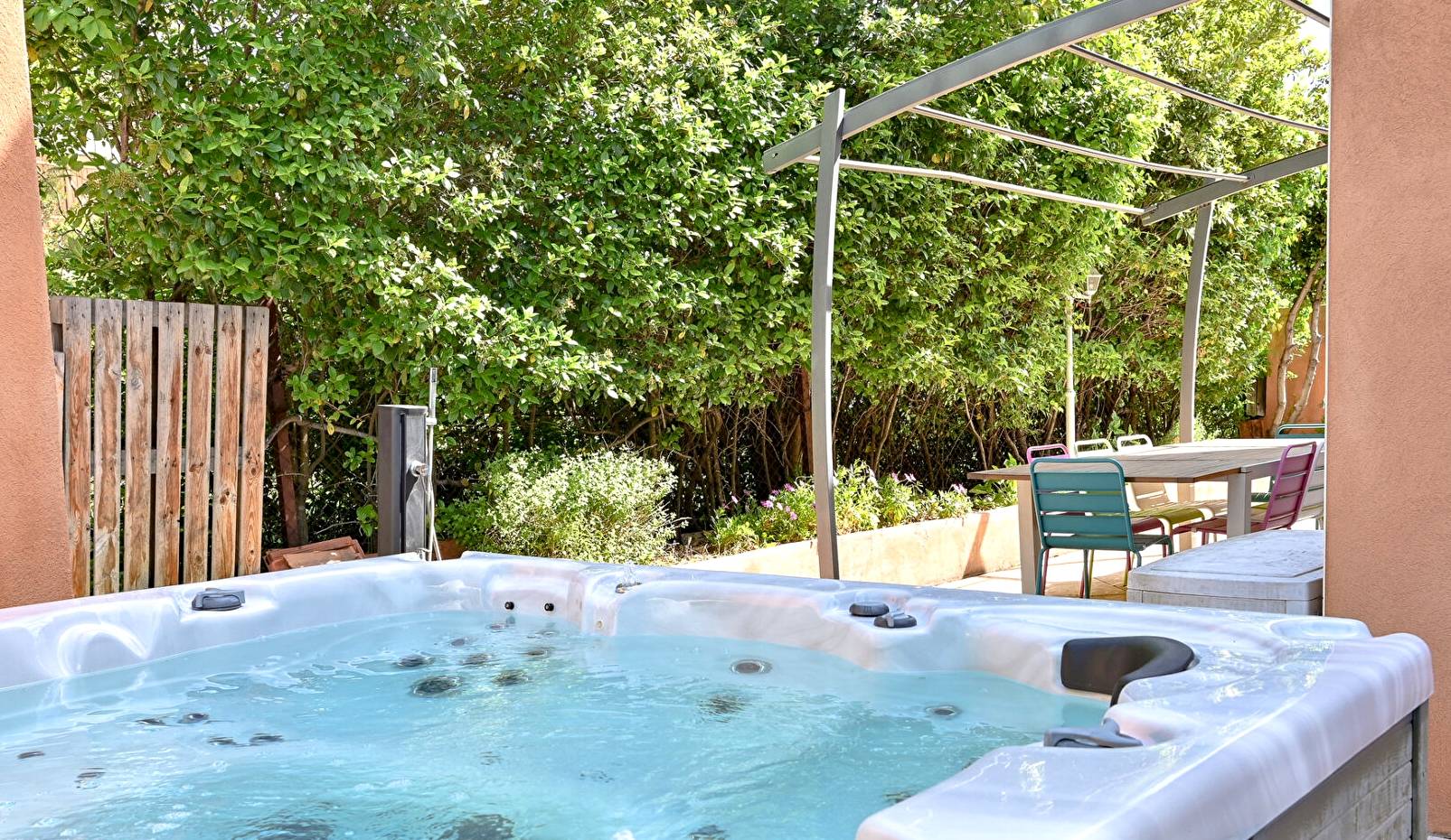 Maison familiale avec jacuzzi à vendre sur la commune de la Valette
