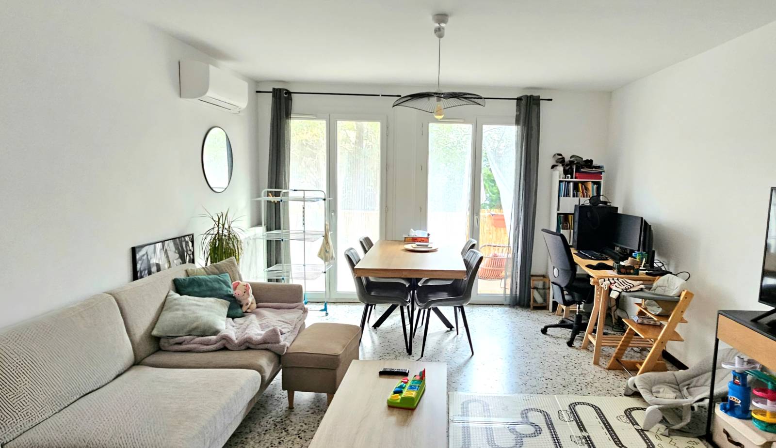 Appartement climatisé de deux chambres à vendre dans le quartier Siblas à Toulon