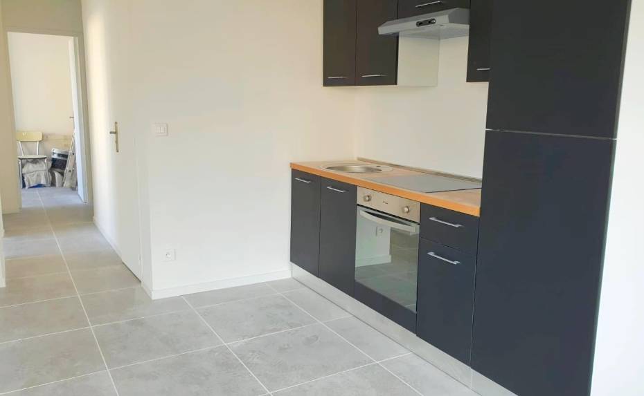 Appartement rénové à vendre dans le quartier Vert Coteau