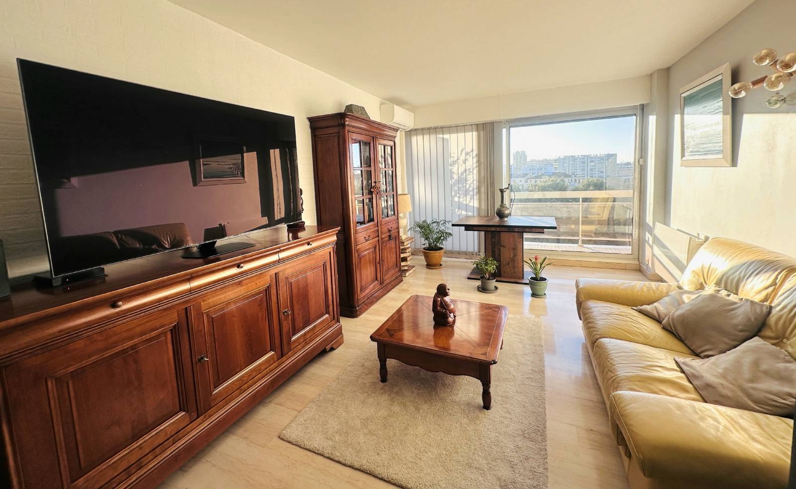 Appartement 3 pièces rénové et climatisé à vendre en exclusivité Avenue François Cuzin à Toulon