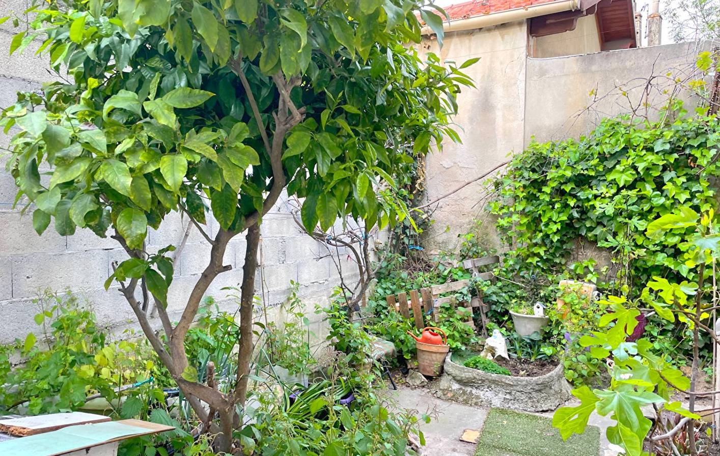 Petite maison ancienne des années 30 à découvrir dans vos agences Papazian