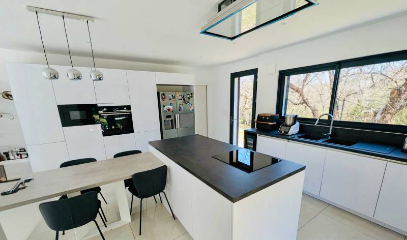 Cette maison vous a été présentée par le groupe immobilier Papazian