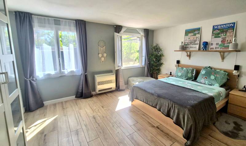 Ce bien immobilier avec chambre parentale vous a été présenté en avant-première par le groupe immobilier Papazian