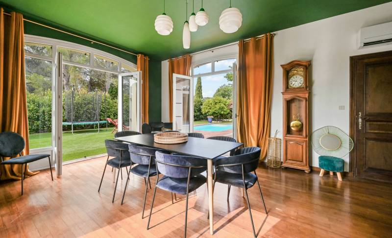 Villa avec panneaux solaires à vendre en exclusivité par notre agence immobilière à Toulon