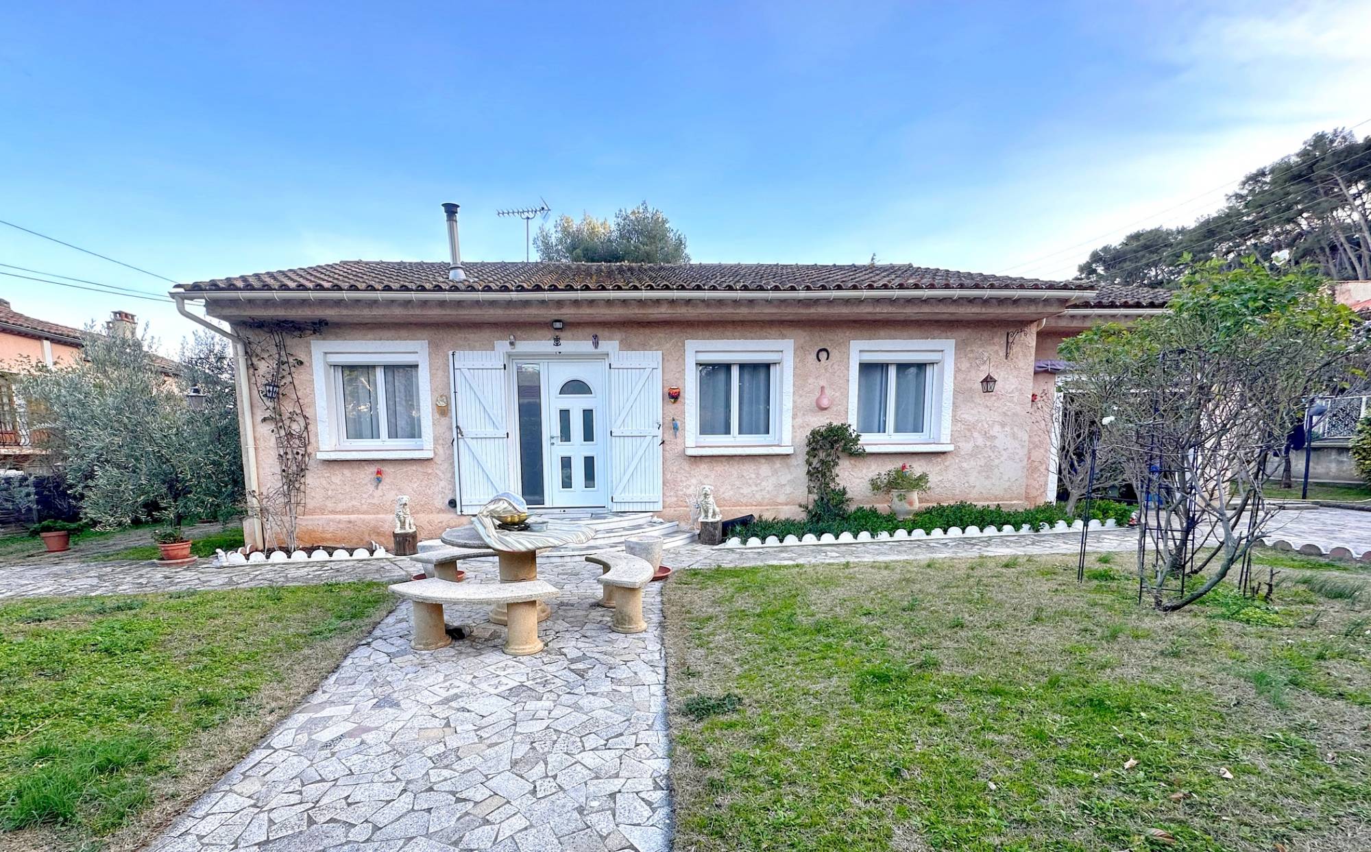 Maison de plain-pied rénovée à vendre secteur Forgentier à Toulon