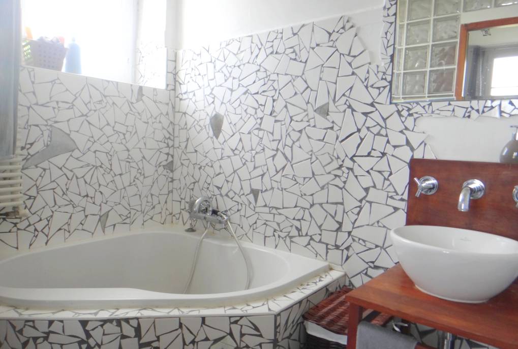 Appartement avec baignoire