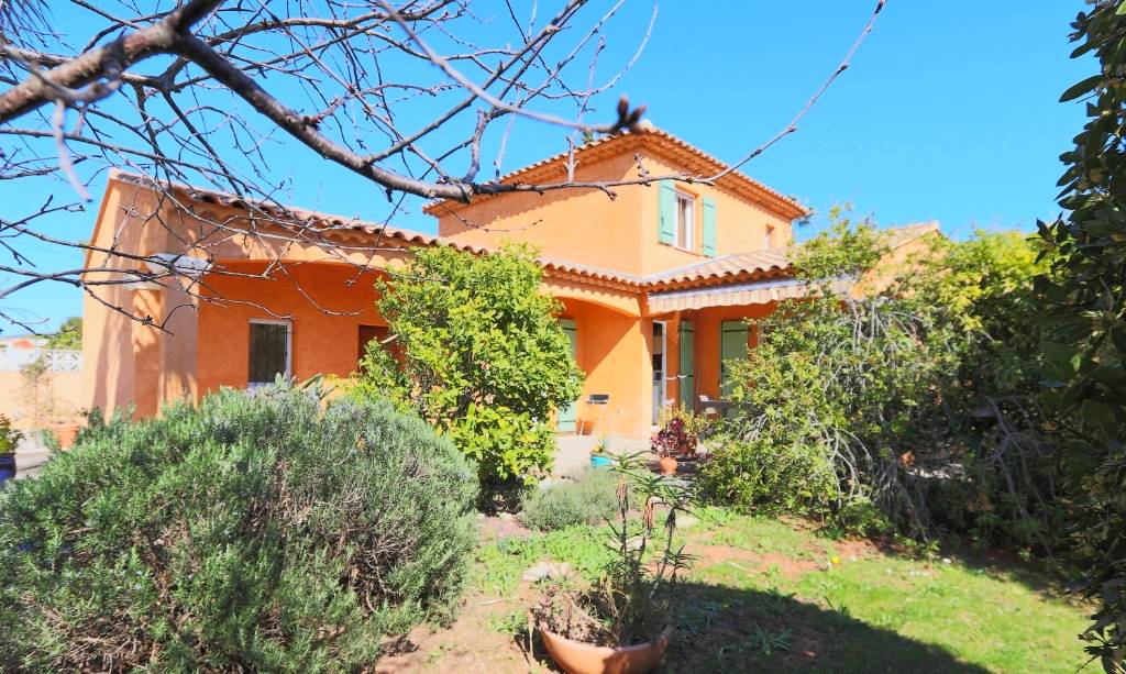 Villa de construction récente à vendre à La Farlède