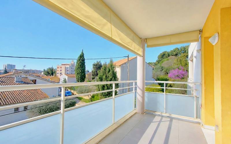 Appartement 3 pièces duplex en dernier étage à vendre quartier de l'Escaillon à Toulon