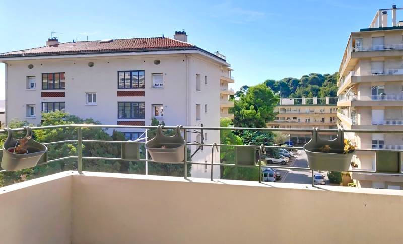 Appartement avec terrasse à vendre Avenue Aristide Briand Prolongée à Toulon